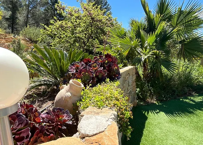 Luxueuse Avec Piscine Et Jacuzzi Sur Les Hauteurs De La Ciotat Villa *