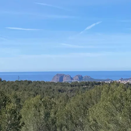 Villa Luxueuse Avec Piscine Et Jacuzzi Sur Les Hauteurs De La Ciotat Ceyreste