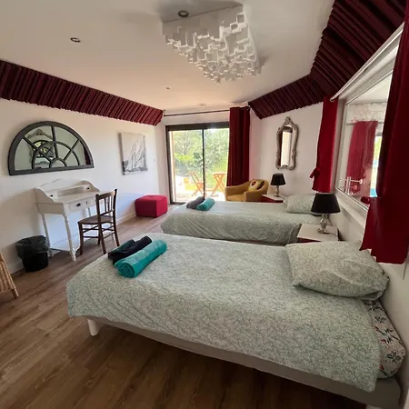 D Exception Avec Piscine Vue Et Jacuzzi Sur Les Hauteurs De La Ciotat